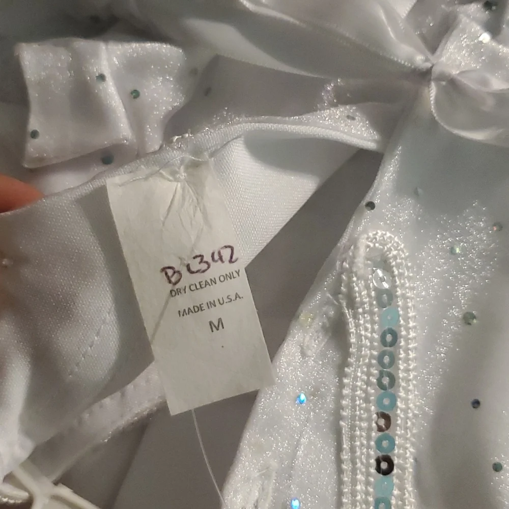 ❤️ New dress  2 pieces short sleeve white silver sequins Baptism various…